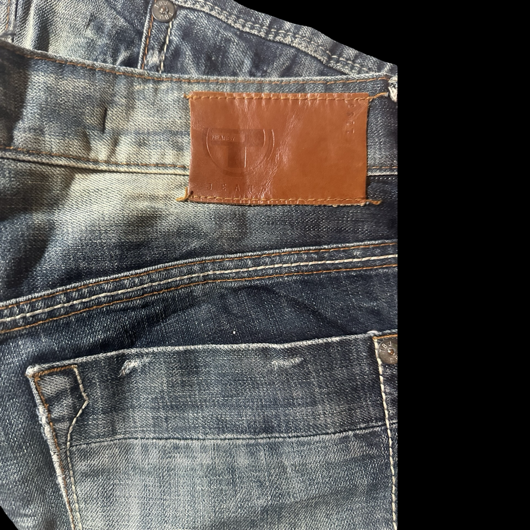 Nearby T Jeans